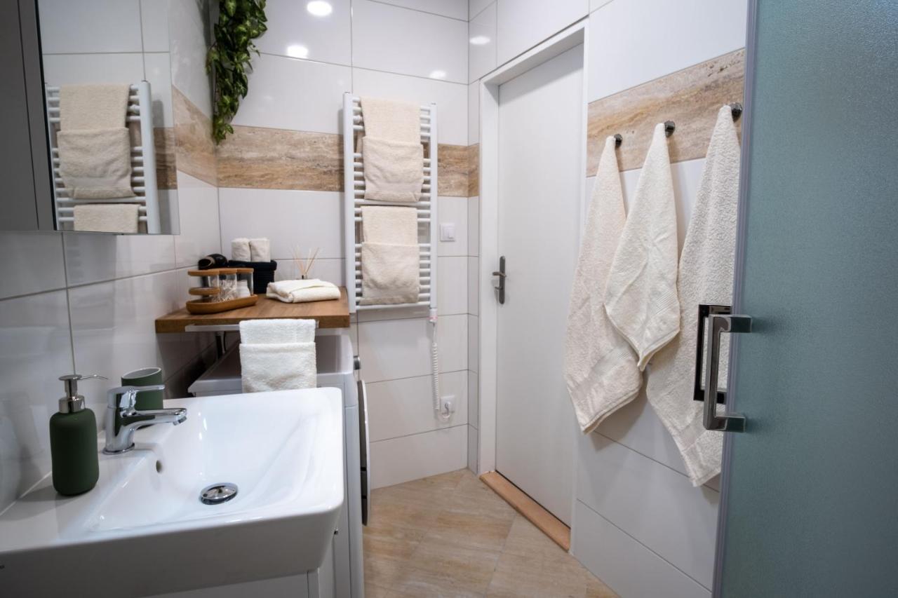 ⭑ Comfy Vip Studio In The Center With Netflix Brno Exteriör bild